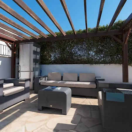 3 Bedroom Lefkara With Private Infinity Pool, Aphrodite Hills * Kouklia