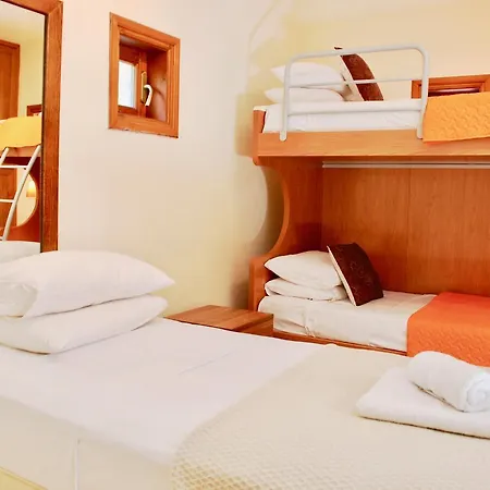 3 Bedroom Lefkara With Private Infinity Pool, Aphrodite Hills *